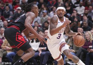 虽然伤病在 虽然伤病在