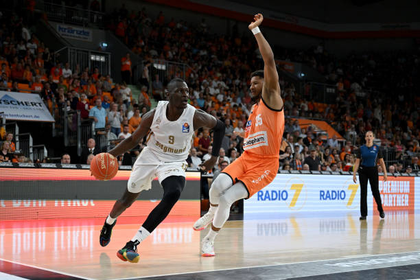 更具韧性 更具韧性