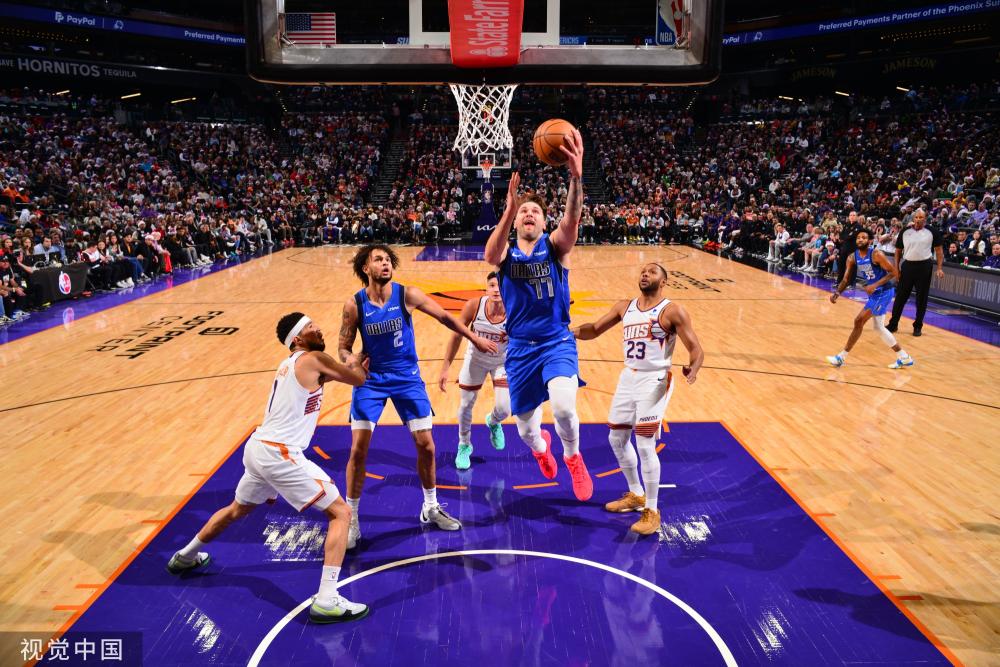 在比赛接近 在比赛接近